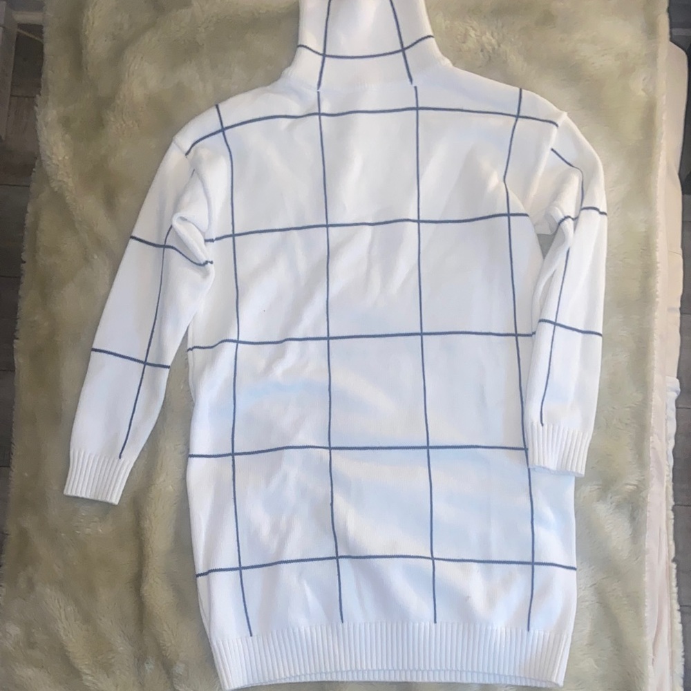 Windowpane Turtleneck Sweater Dress in White and Blue